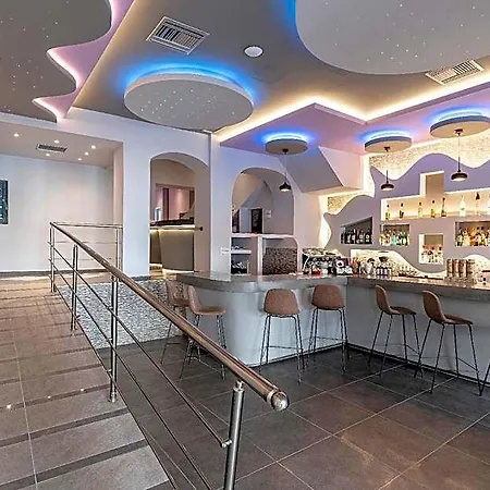 Center A Rodos Szálloda 2*