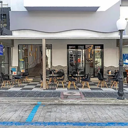 Center A Rodos Szálloda 2*