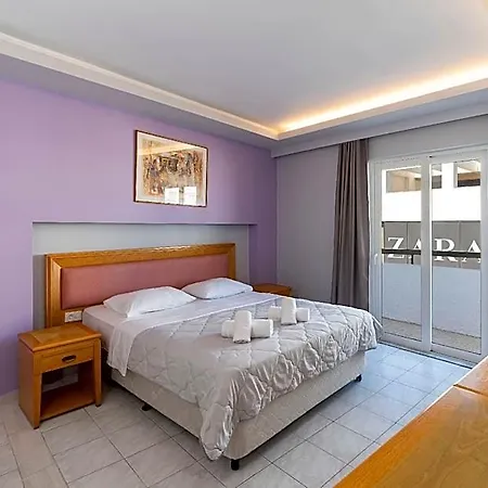 Center A Rodos 2*